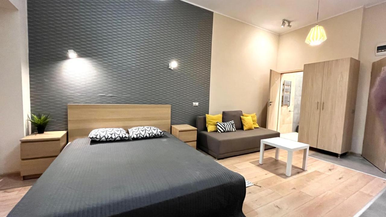 Spacious Studio Краков Экстерьер фото